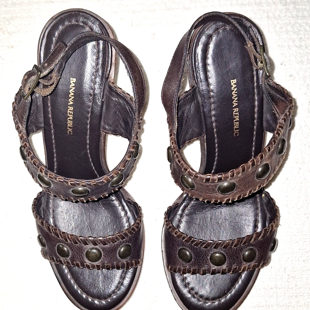 Banana Republic Leather Dark Brown Wooden Heels Size 6.5